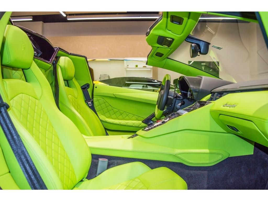 2014AventadorLP720-4 50 Anniversario Roadster
